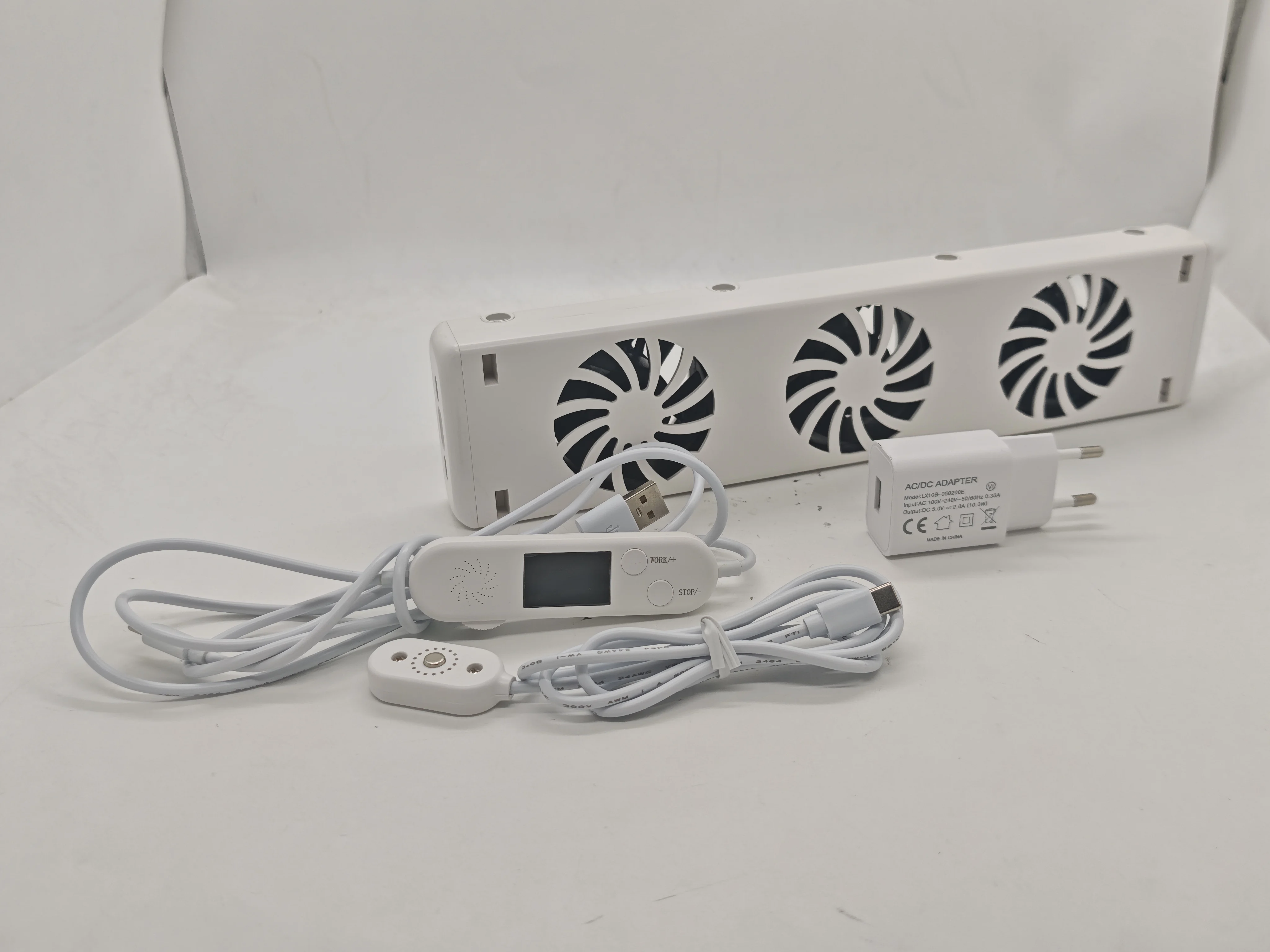 Cost-saving CE UKCA ROHS-compliant 5v radiator convection heating ventilator with off-the-shelf radiator booster fan factory