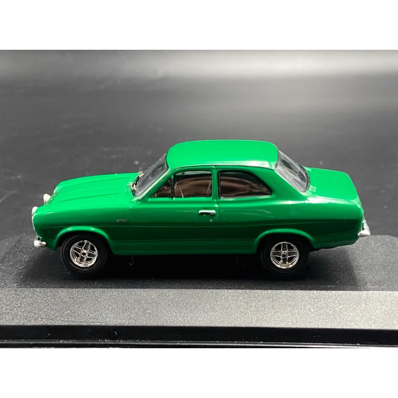 다이캐스트 코기 1:43 스케일 포드 에스코트 Mk1 Rs2000 녹색 합금 자동차 모델 소장 장난감 선물 기념품 디스플레이 장식품