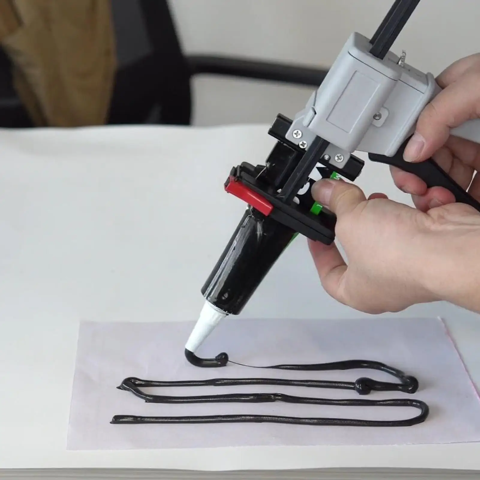 

Инструмент для выдавливания трубок, ручной диспенсер для выдавливания трубок, домашние гаджеты для ежедневного обслуживания, промышленный ремонт, морская автомобильная ферма