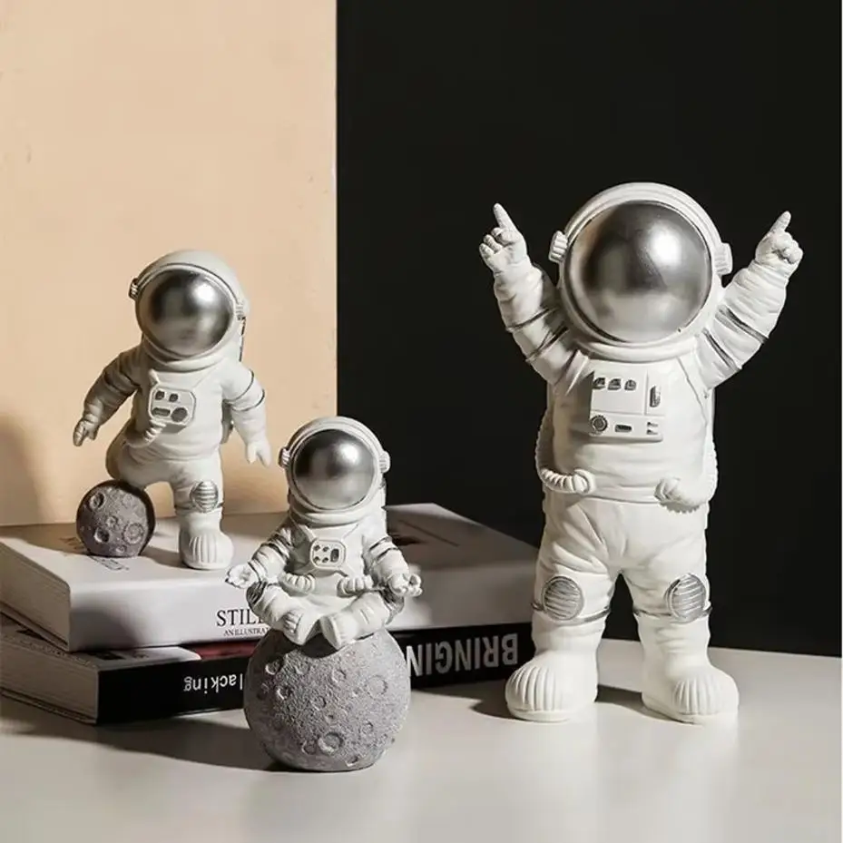 3 Pcs/Set Astronaut Decoration Cute Model Little Astronaut Car Home Living Room Desktop Decoration Birthday Gift