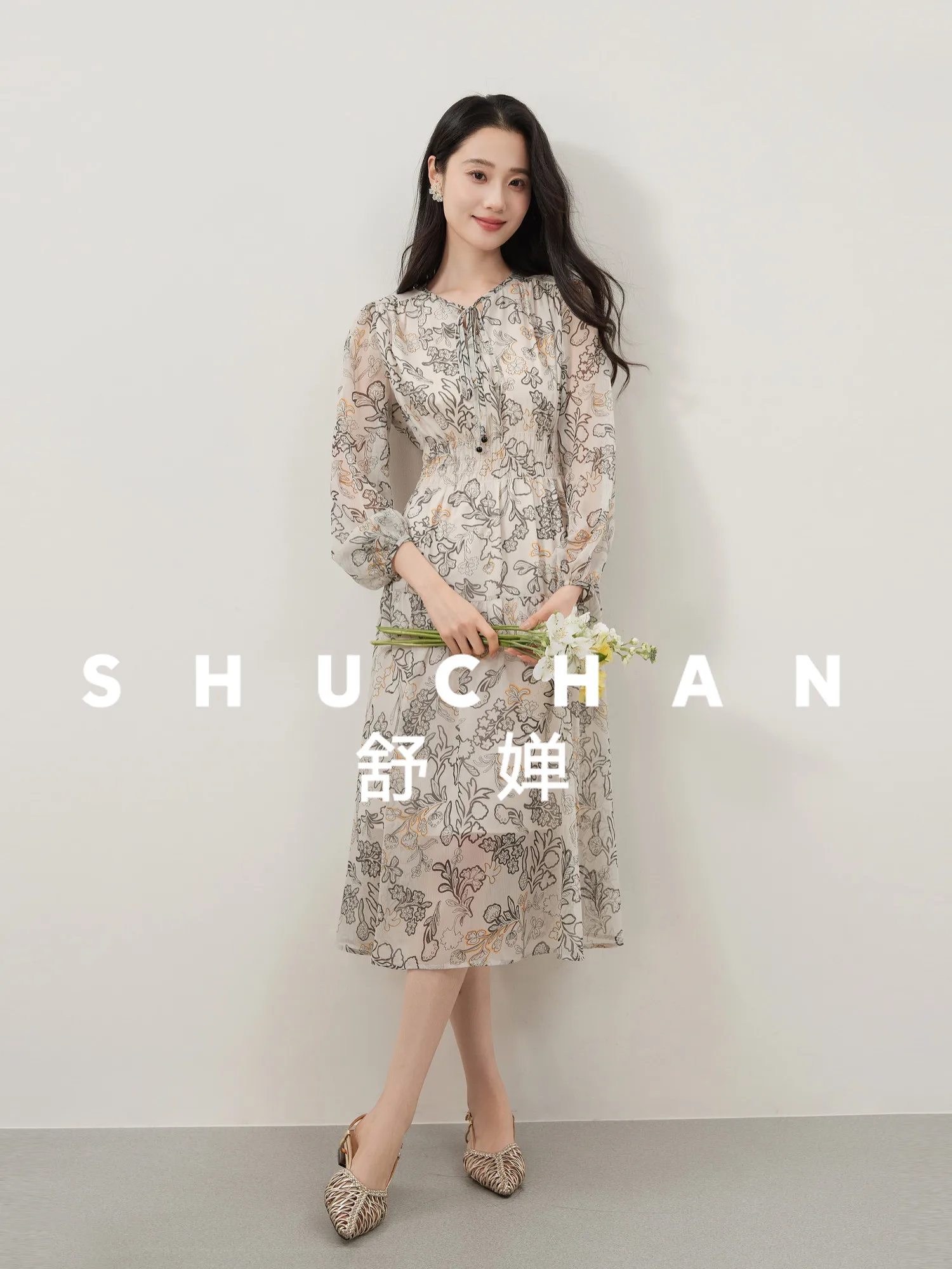 

Летнее платье с цветочным принтом и эластичной талией из шифона, универсальное длинное женское платье, коллекция ранняя весна 2026