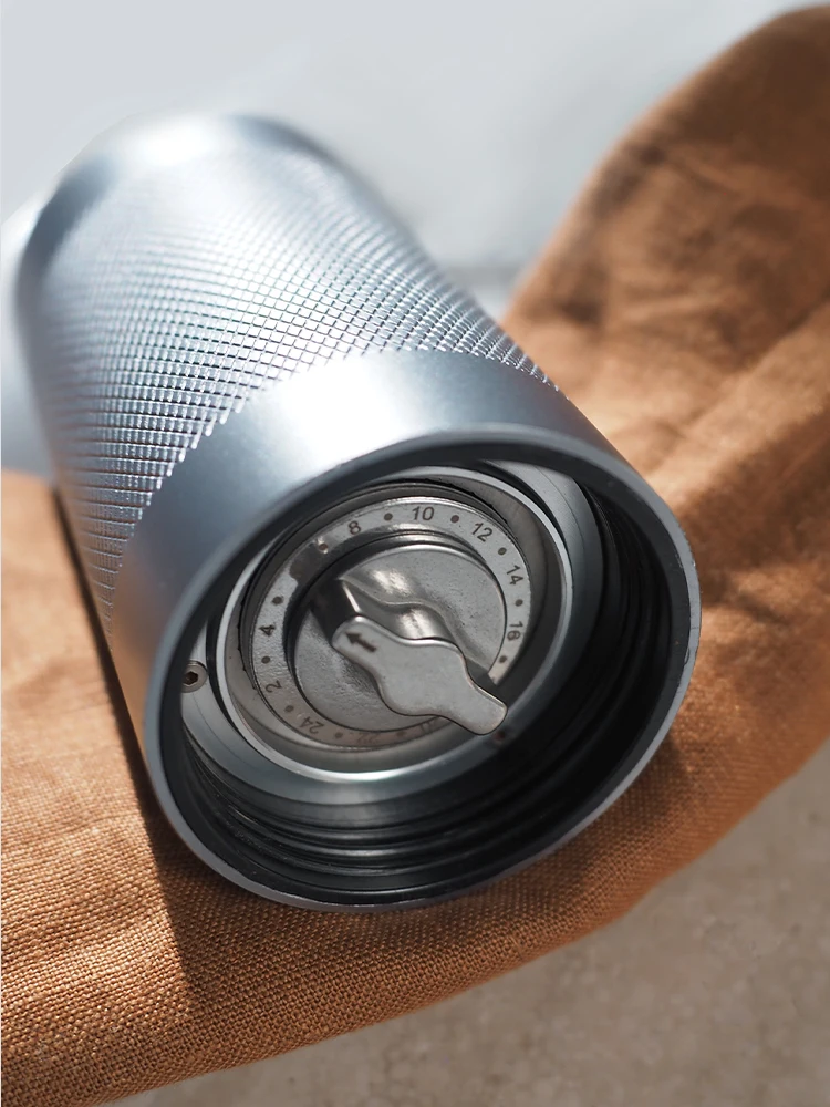 HiBREW-molinillo de café Manual portátil de alta calidad, molinillo Manual de aluminio con almacenamiento Visual G4