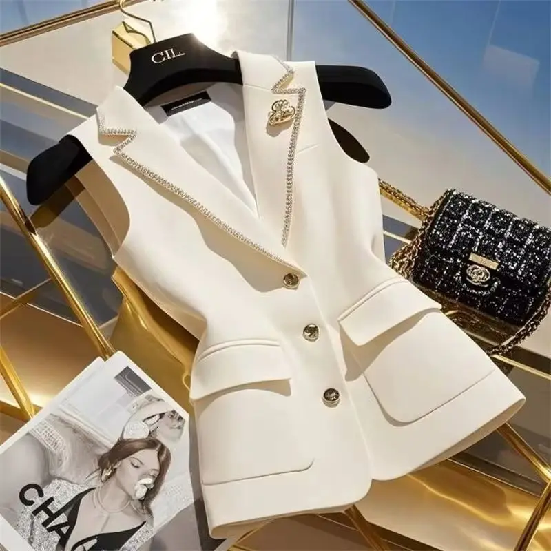 

Autumn 2025 New Fashion Professional White Vest Coat Women's Short Temperament Casual Sleeveless Waistcoat Ladies Jacket Tops