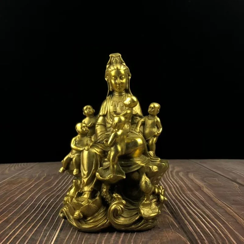 Brass for home worship, seated on a lotus, a Buddhist statue of Guanyin from Putuo Mountain, a bronze ornament of