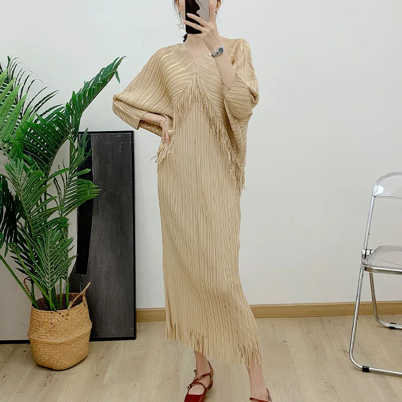 2024 Miyake pleated Dress New V-neck fashion irregular fringe plus size dress