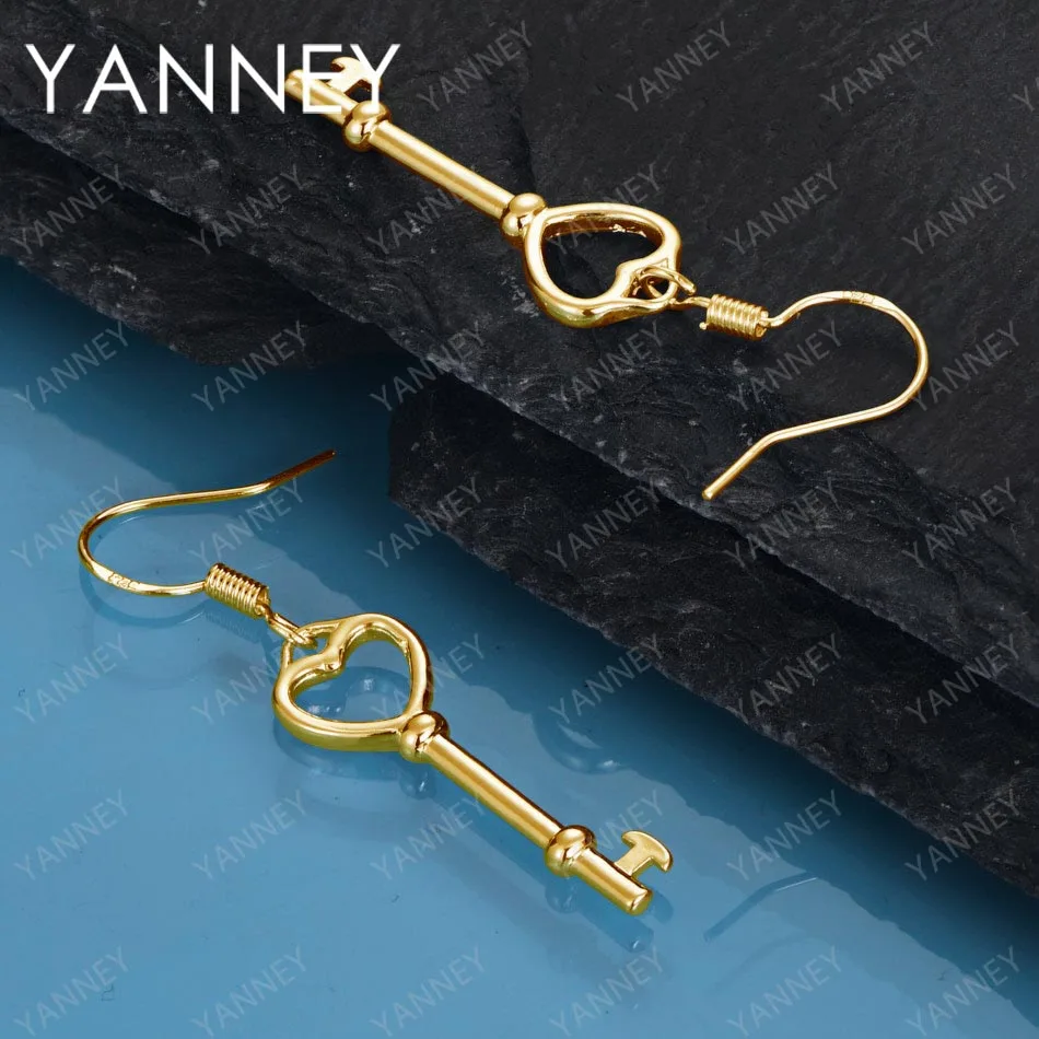 

Wholesale 925 Sterling Silver 18K Gold 45MM Simple Fashion Heart Key Earrings For Women Charm Gift Jewelry Wedding Accessories