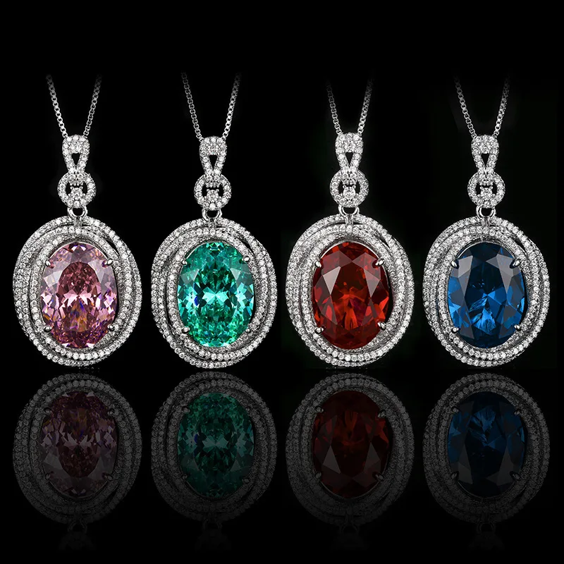 

Jewelry and precious stones: Luxurious oval pendant necklace with a main stone measuring 15*20