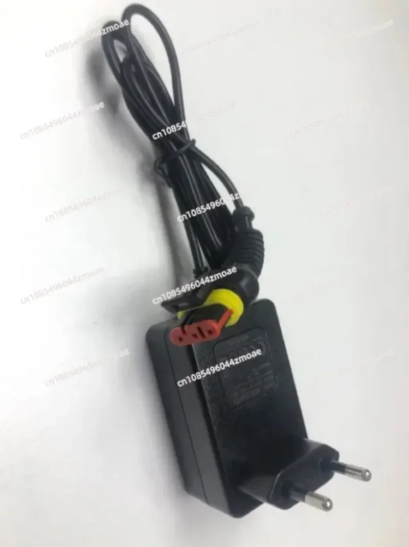 

Вилка 28 В 1,3 А адаптер зарядное устройство для Husqvarna Automower 105 305 315X 40X 2016-2022/ Gardena 2016+/Sileno 2018