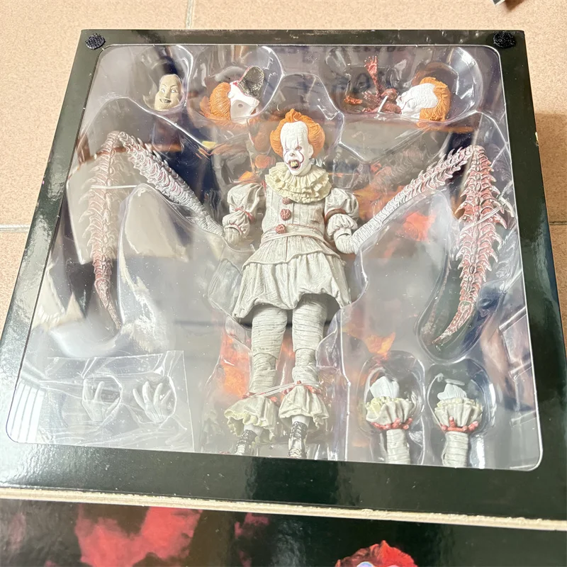 neca-ペニーワイズの多様な顔のアクションフィギュア-顔変更可能-ペニーワイズ-ザ・ダンシング・クラウン-おもちゃ-コレクタブルモデル-ホラーギフトドール