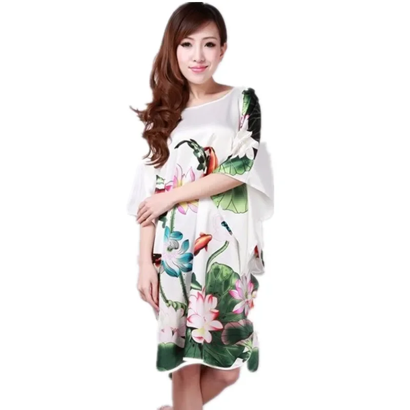 

Hot Sale White Ladies Robe Summer Pajamas Chinese Women Rayon Sleepwear Kimono Bath Gown Nightgown Kaftan Yukata One Size M02