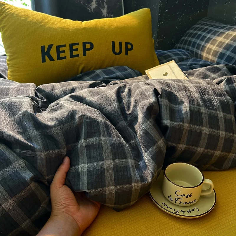 High Quality Beauty Bedding Set Plaid Duvet Cover Bed Sheet Set With Pillowcases Adult Dormitory Queen Size Winter Home Decor