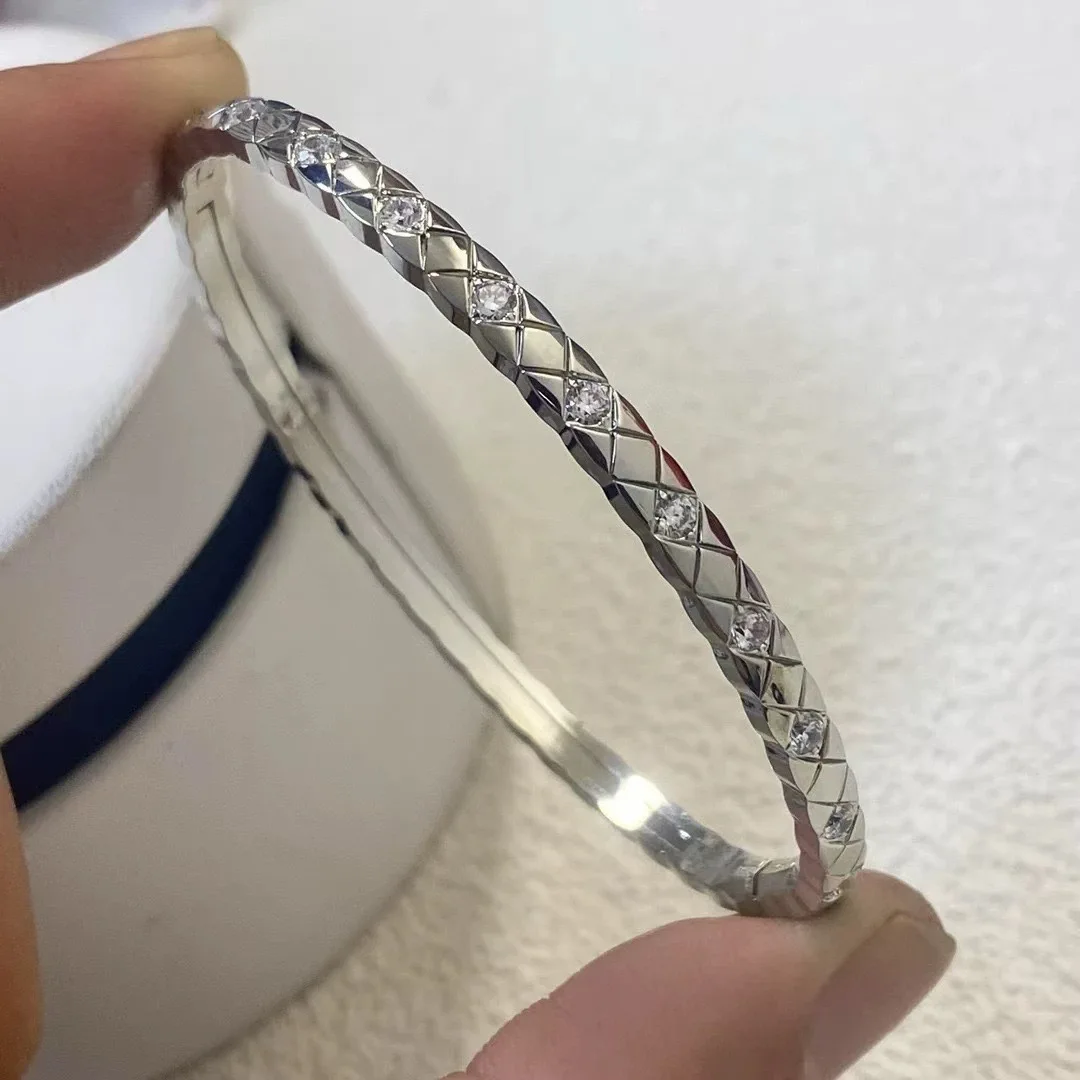 مزاجه الفاخرة 18K مطلية بالذهب تألق زركونيا أساور المرأة بسيطة تنوعا زوجين سوار هدايا مجوهرات الأزياء