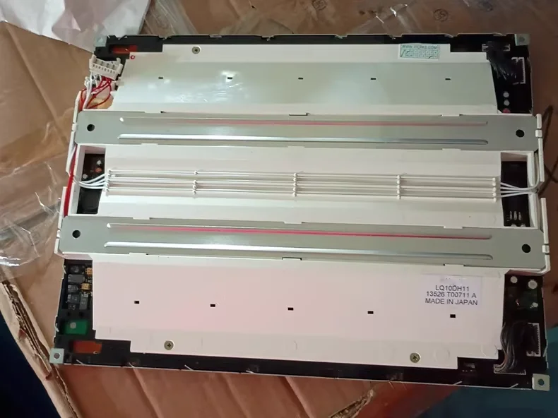 10.4-inch LQ10DH11 Lcd Screen Test normal before sending