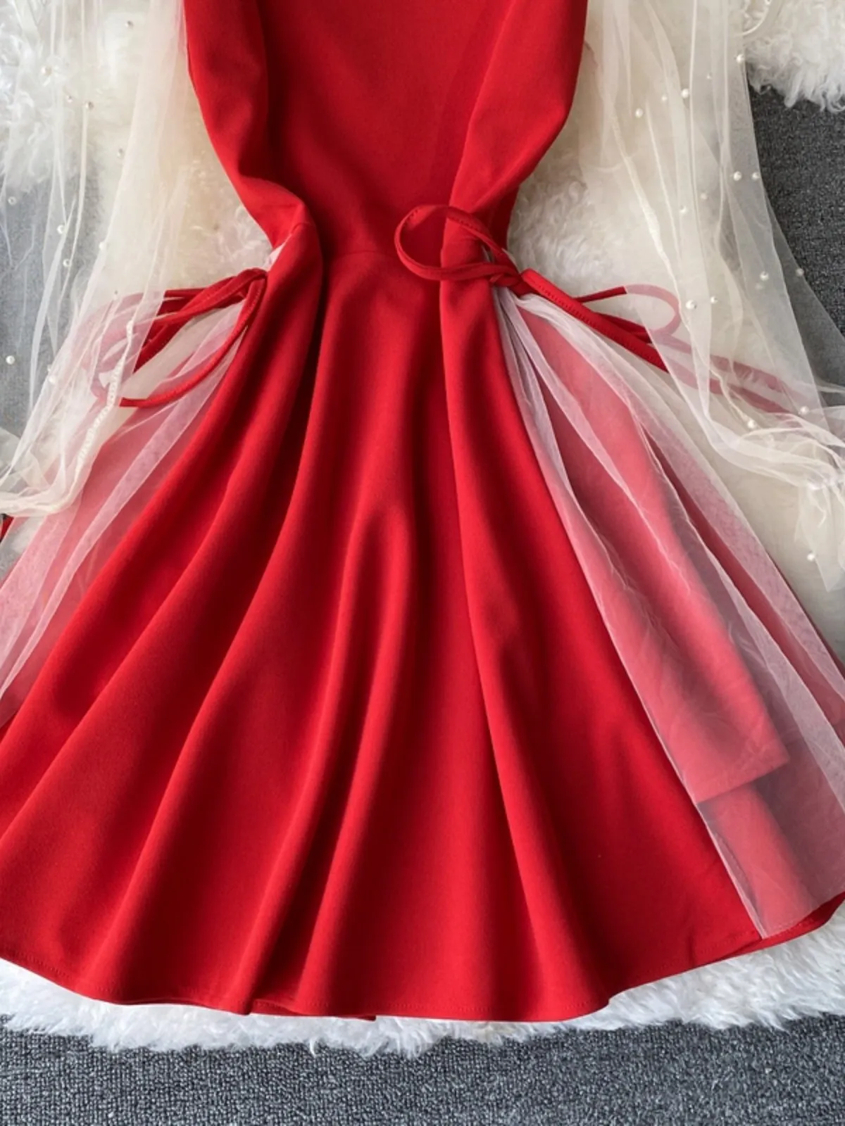 Robe rouge à bretelles Spaghetti pour femmes, en Tulle, manches perlées, panneaux, Slim, ligne a, Date française, Mini robe de fête de mariage, nouvelle collection 2025