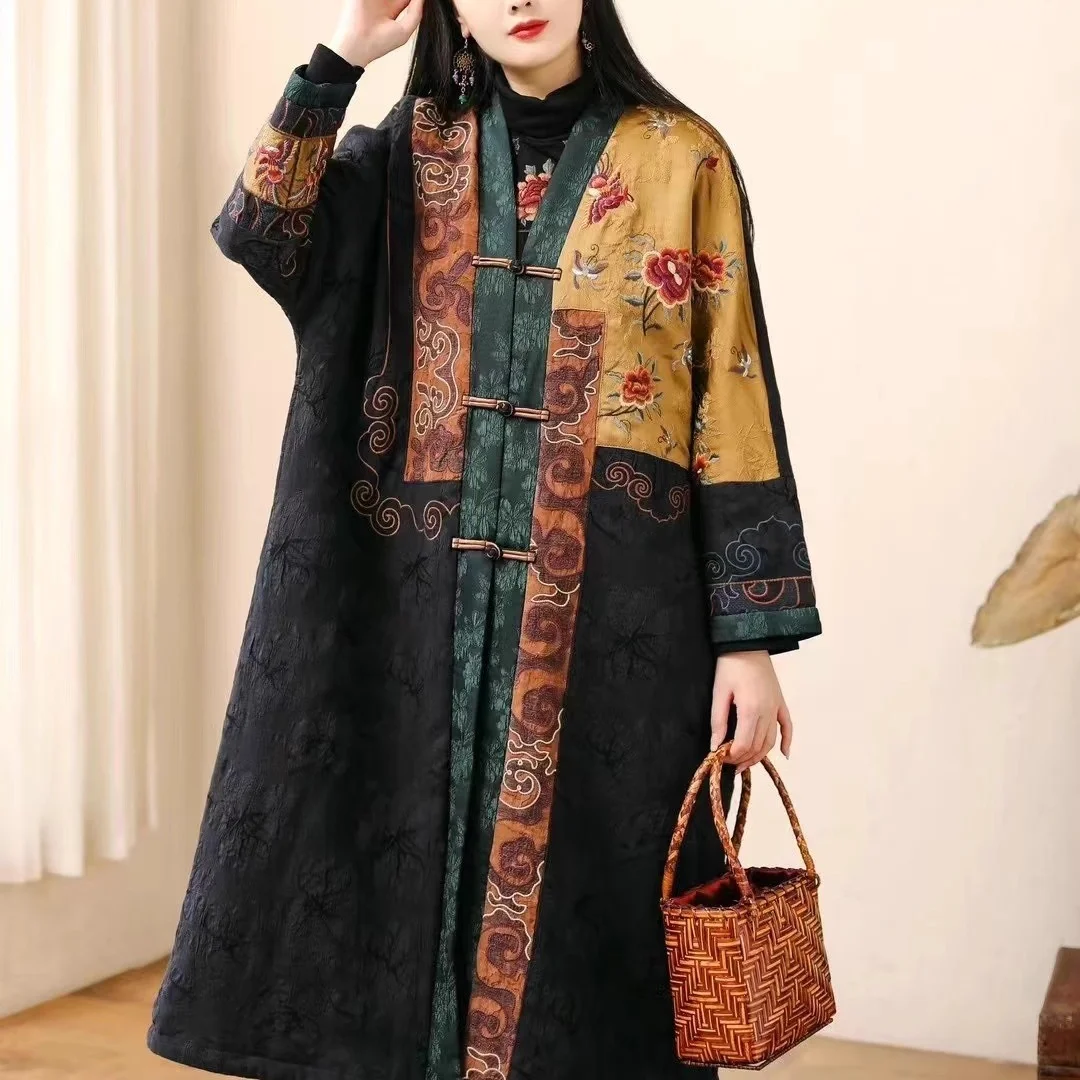 

Luxury women's winter coat Original patchwork embroidery V-neck Long padded jacket Ethnic Style loose cotton clothes coat