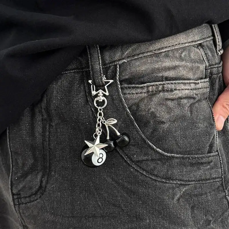 Salircon Kreativer schwarzer 8-Billard-Kirschstern-Schlüsselanhänger, Kawaii-Damen, Y2K, handgefertigt, Schlüsselmappe, Tasche, Schlüsselanhänger, Schmuckzubehör
