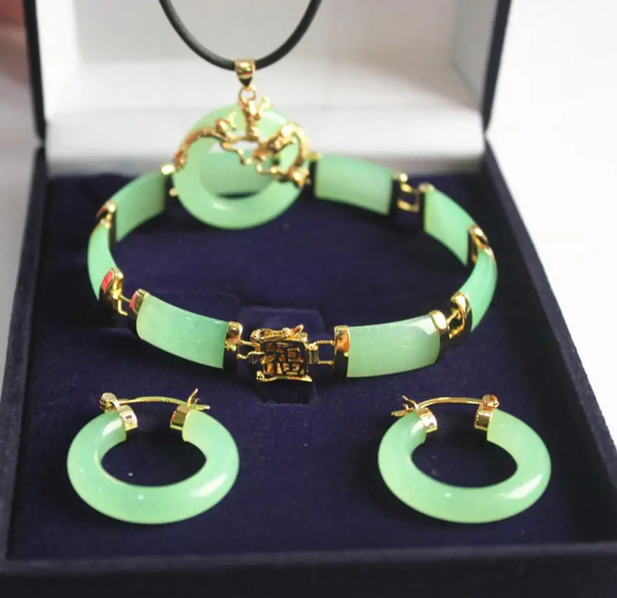 

new! woman's noblest green jade dragon pendant & earring bracelet jewelry set