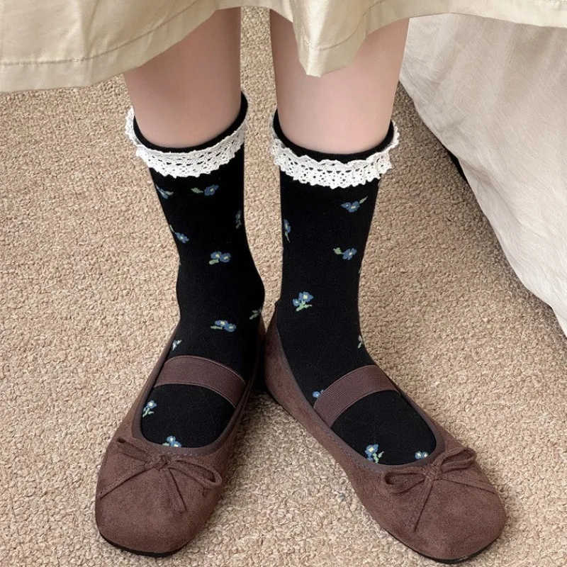 5 أزواج النساء الخريف الشتاء عارضة الجوارب المريحة لطيف الحلو النساء الجوارب المألوف الدانتيل حافة زهرة طباعة الجوارب ﻿