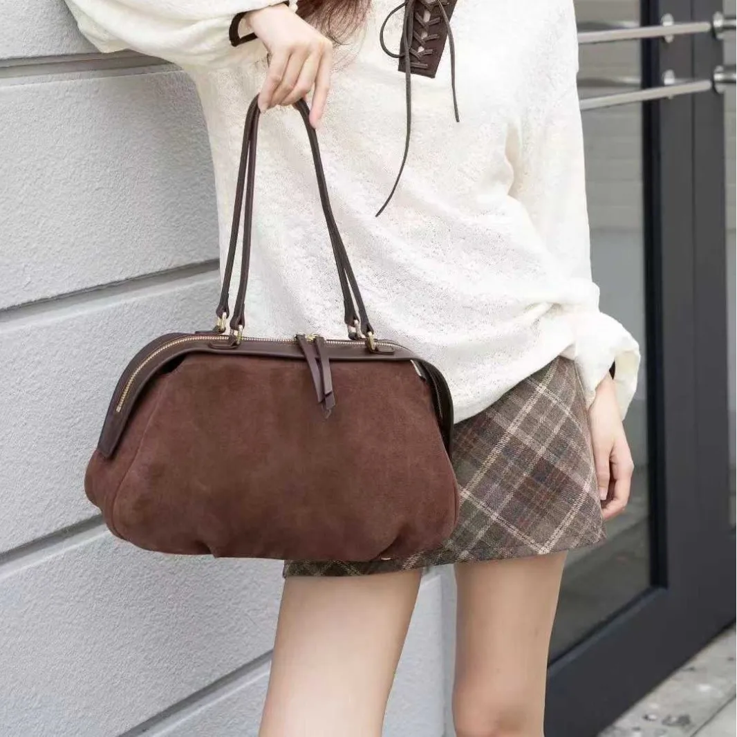 

Vintage Matte Bag Women's 2025 New Autumn Commuter Large Capacity Single Shoulder Diagonal Span Suede Pillow Women's Bag