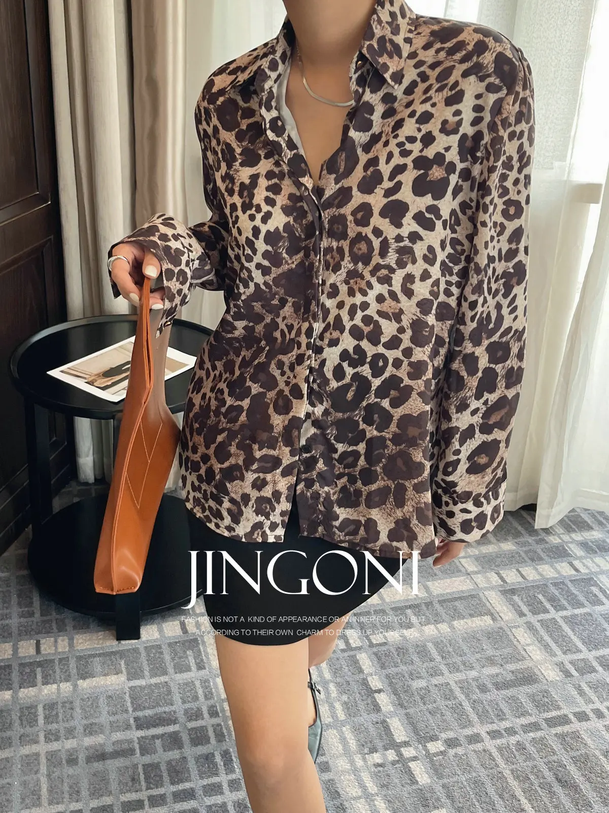 

Leopard Crop Shirts Blouses Woman Clothing 2024 Autumn Fall Y2K Korean Fashion Style New Elegant Long Sleeve Tops Vintage Luxury