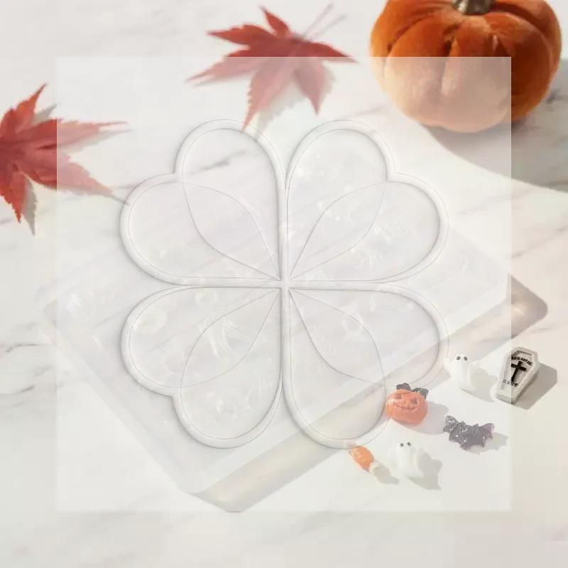 1Pcs Halloween Silicone Nail Mold Non-Stick Spider Bat Design Nail Art Casting Mould for Halloween Party Manicure