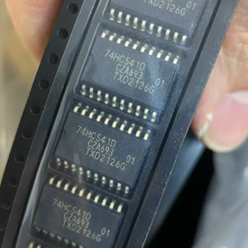 10 Original 74Hc541D Wide-Body 7.2mm Soic-20 Three-State Output Eight-Way Buffer/Line