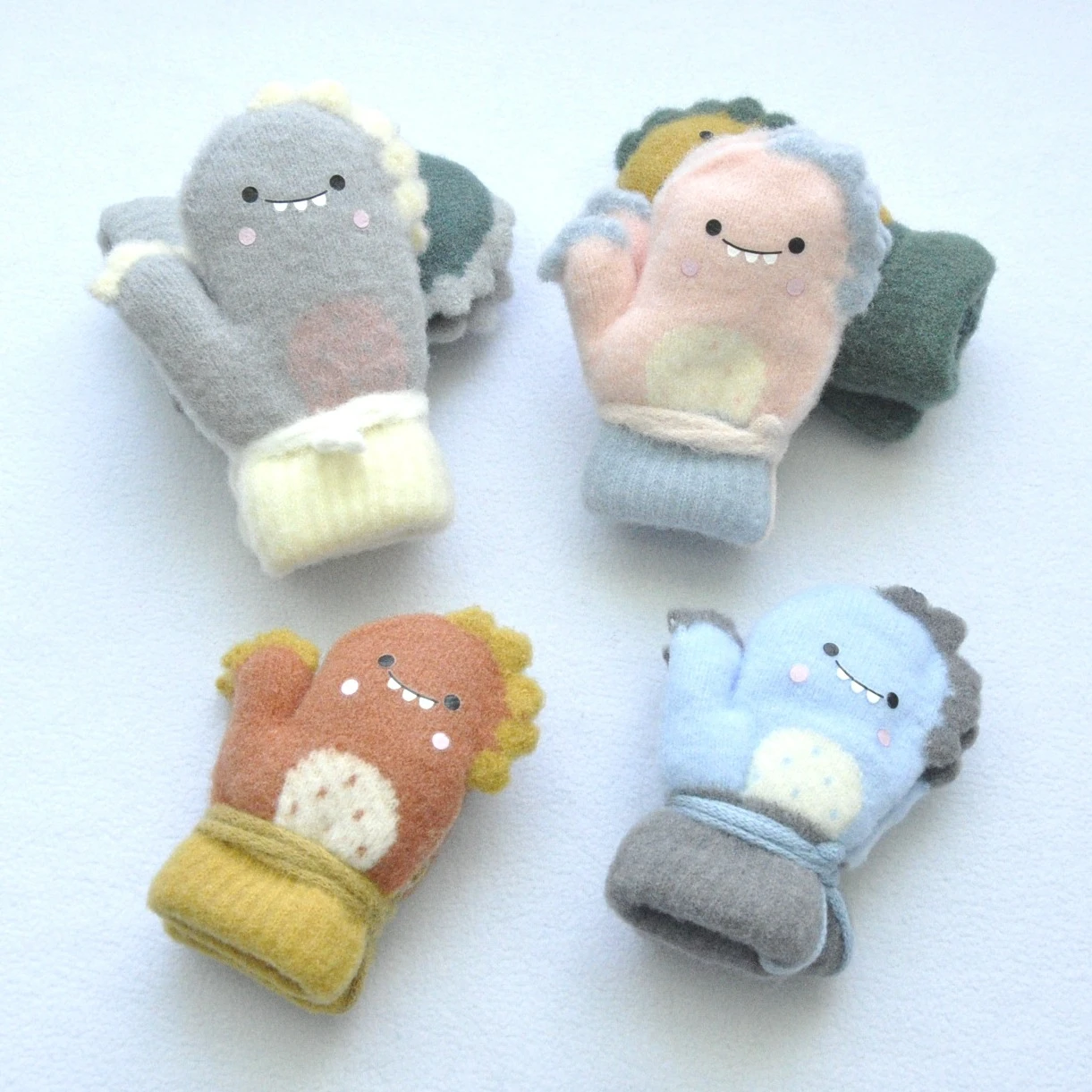 Cartoon Children Winter Thickened Plush with Rope Warm Gloves For Boys Girls New Cute Little Dinosaur Mittens Outdoor Gloves