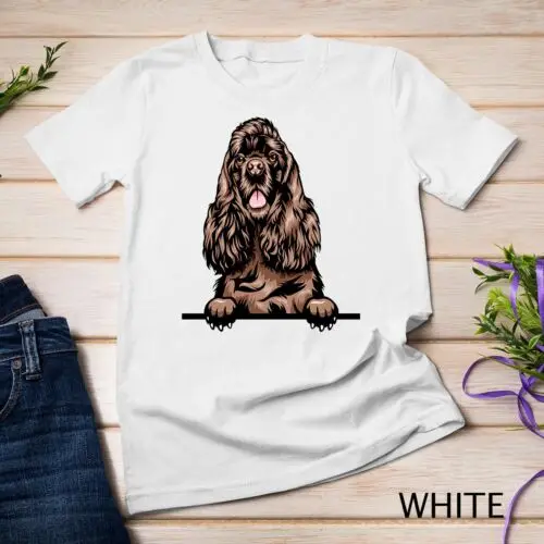 Camiseta Unisex de Peeking Chocolate Cocker Spaniel Dog