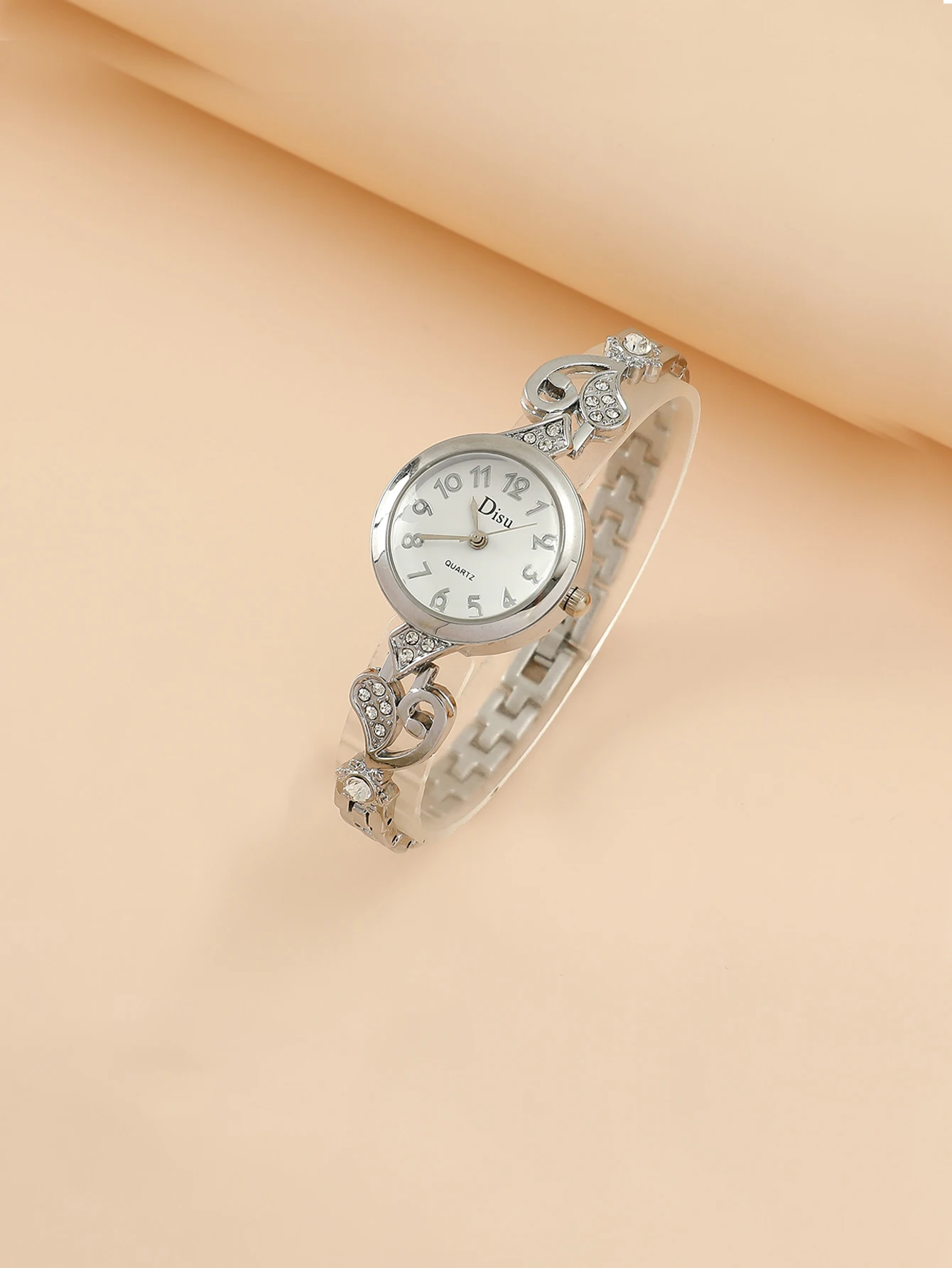 A Classic Fashion Love Bracelet Quartz Watch For Women With Rhinestones. For Daily Life