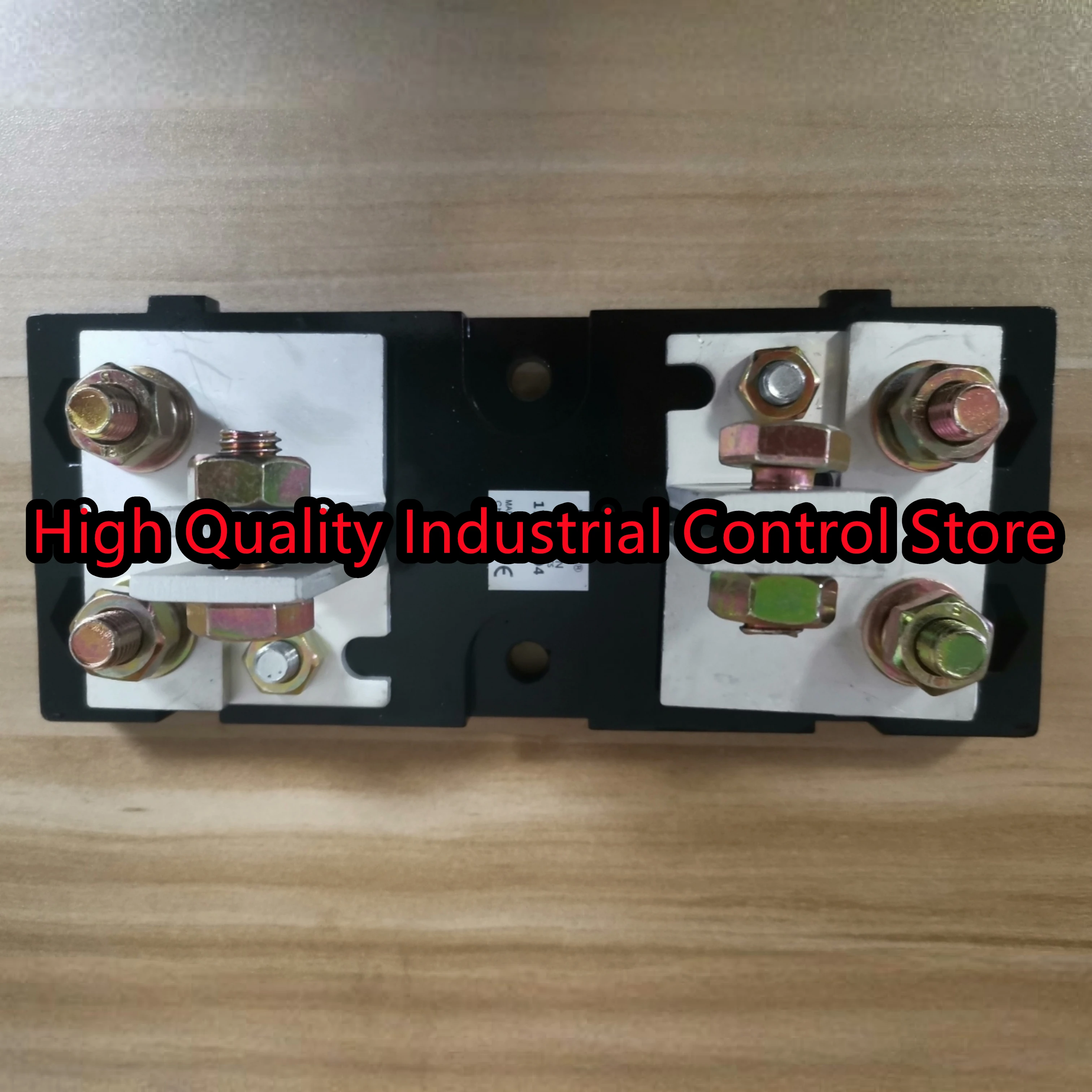 170H3003 170H3004 Fuse base new in box