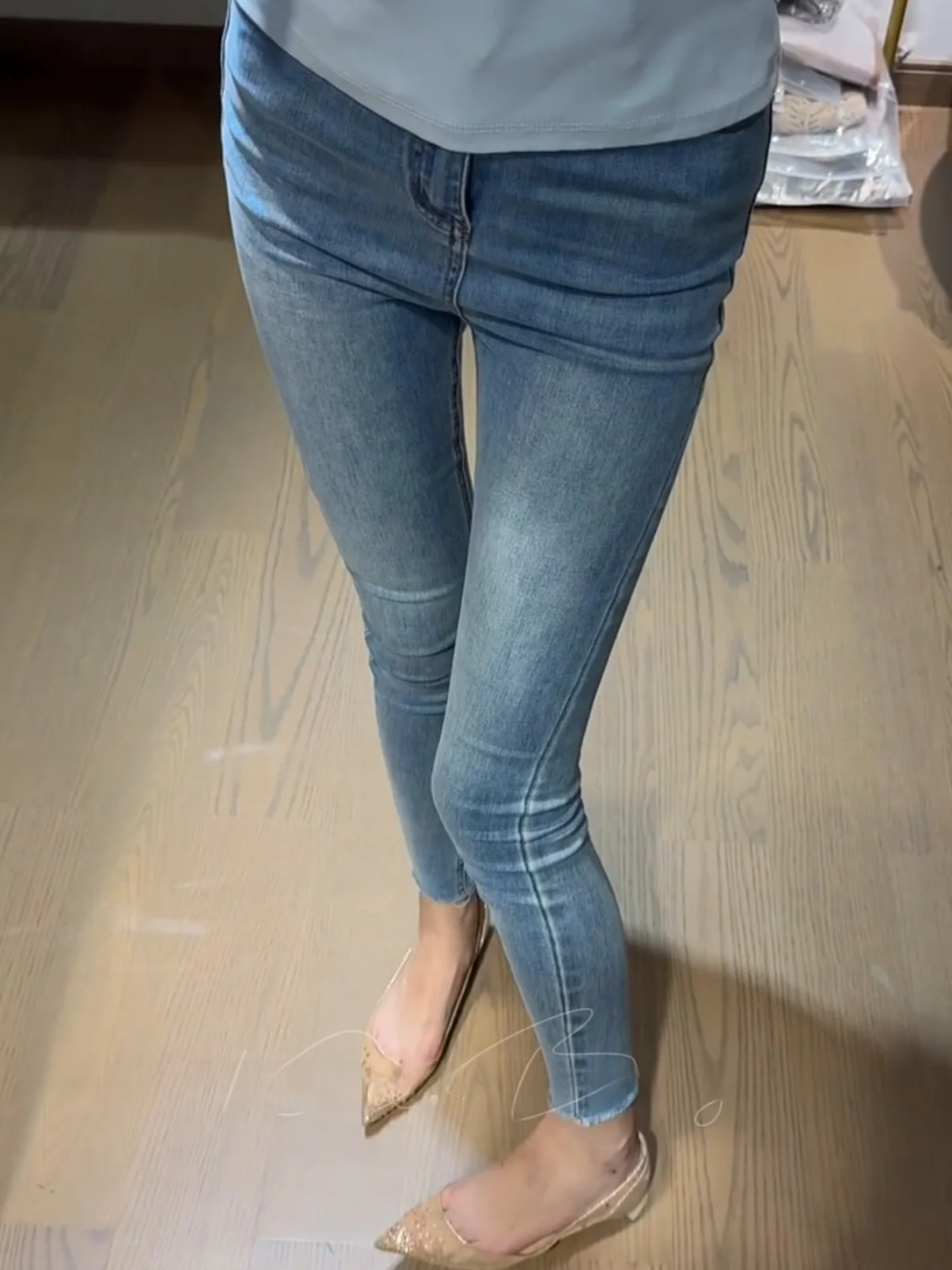 

Ретро-джинсы светло-голубого цвета с высокой талией, облегающие, женские, эластичные, удобные, универсальные, укороченные (7/8)