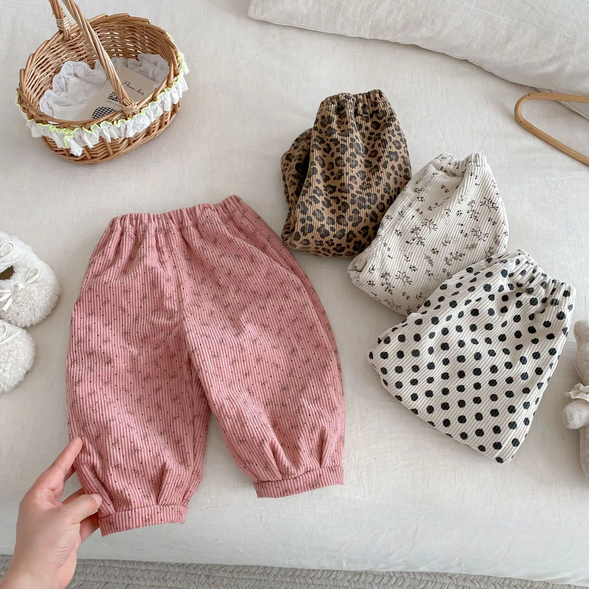 

Children Bloomers 2025 New Winter Korean Polka Dots Plus Cashmere Pants Baby Girl's Fashion Leopard Pants