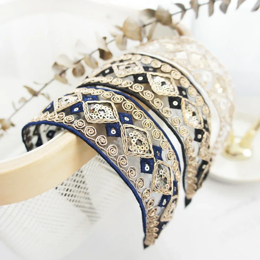 Embroidery Flowers Retro Hairbands for Women Hair Accessories Korea Gold Wire Hair Band Hair Bows Crown Headbands 2024