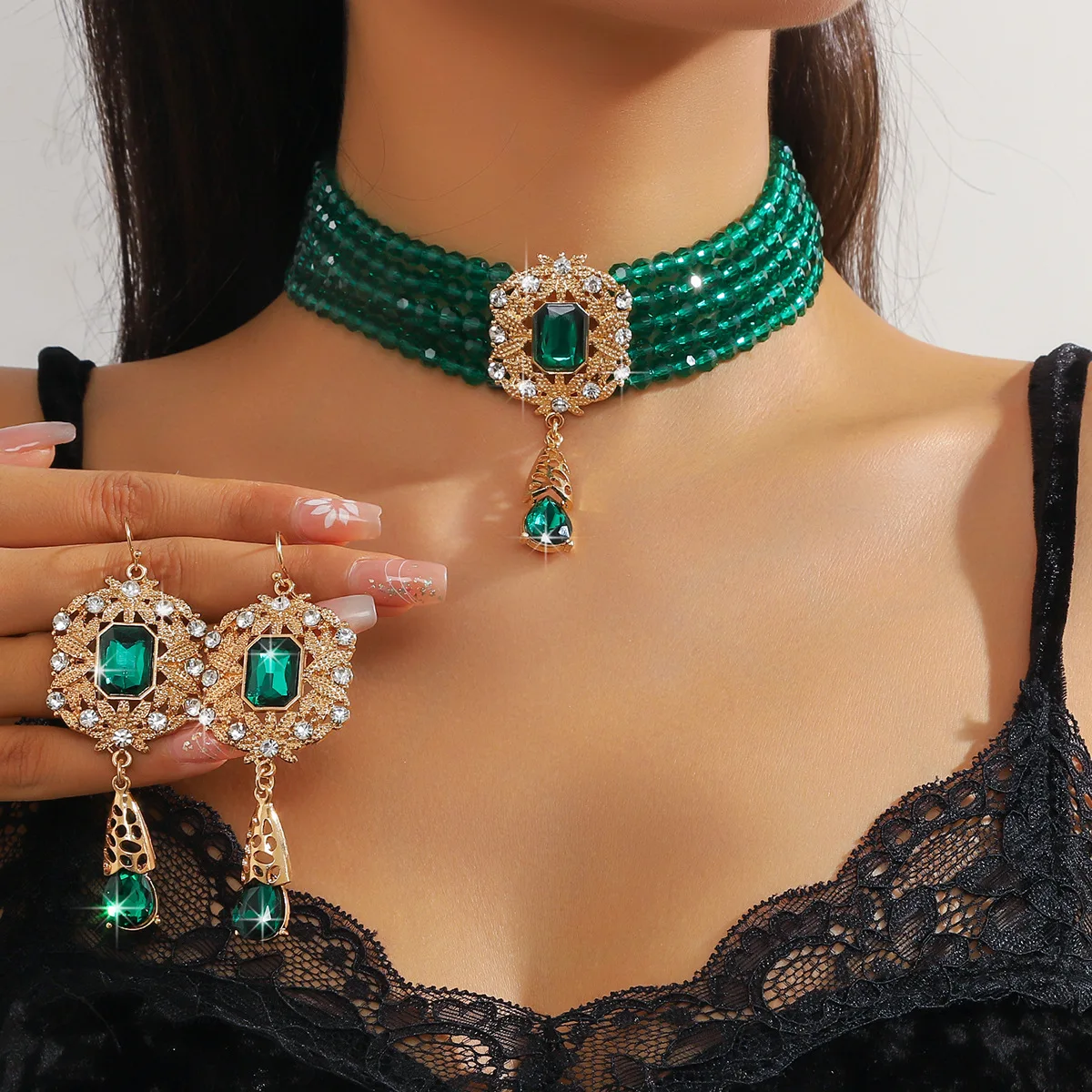 FYUAN Multilayer Green Red Blue Black Crystal Necklace Geometric Hollow Alloy Earrings For Women Weddings Banquet Jewelry Sets view 3
