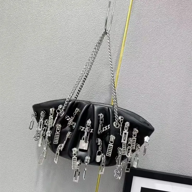 New personalized designer motorcycle chain women's bag for dinner, large-capacity single-shoulder crossbody bag, metal handbag