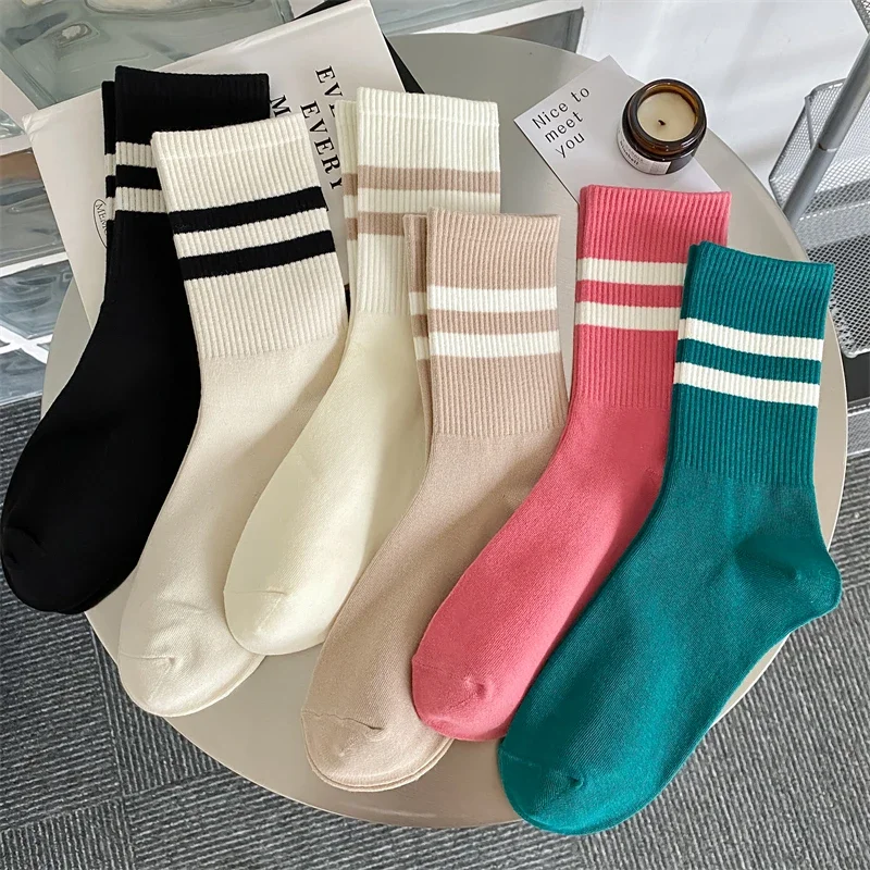 Women Socks Japanese Fashion Autumn New Novelty Candy Color Cotton Sports Crew Socks For Girls Preppy Style Striped Socks Casual