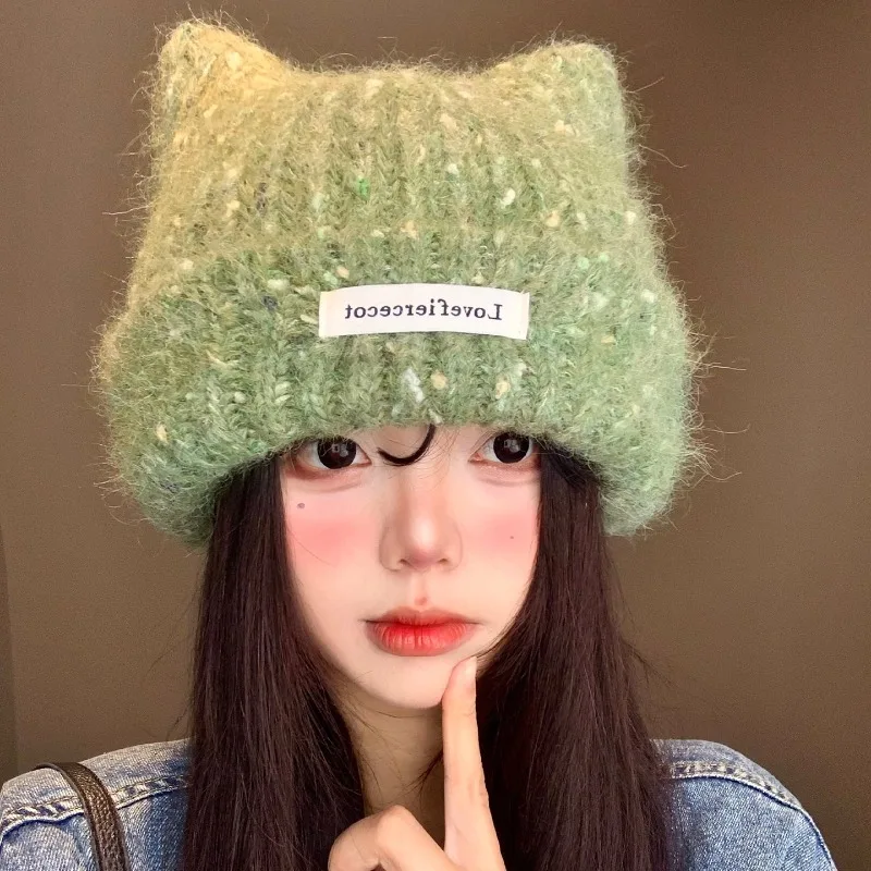 Neue Herbst- und Wintermischfarben-Strickmütze mit Katzenohren für Damen, süße koreanische Mütze für große Köpfe, warm, zum Reiten, Skifahren, Skelett-Beanie – Detail 1