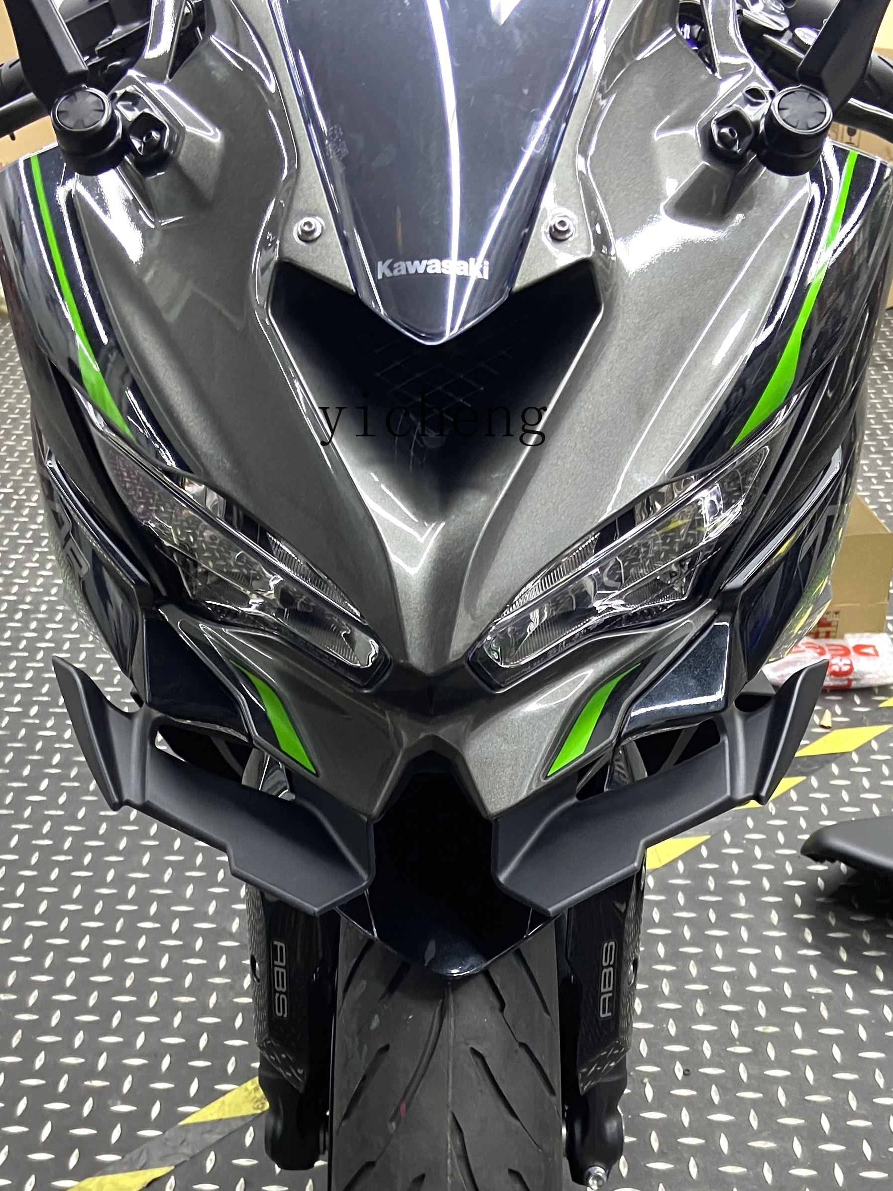 ZK fixed wind wing bird's beak guide cover lower lip intake wind wing fixed wind wing lower spoiler modified motorcycle