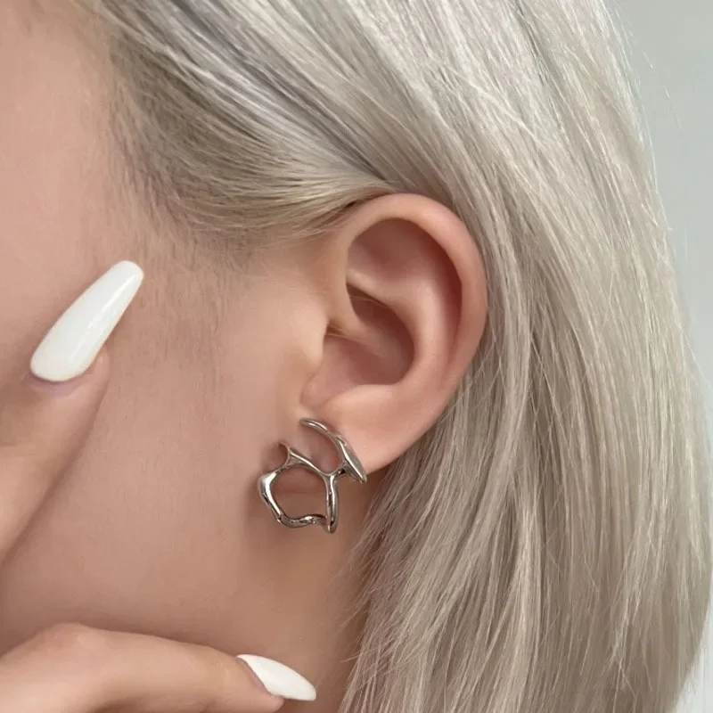 Irregular Silver Color Earring for Women Y2K Punk Fashion Geometric Metal Stud Earring Clip Trendy Party Jewelry Gift