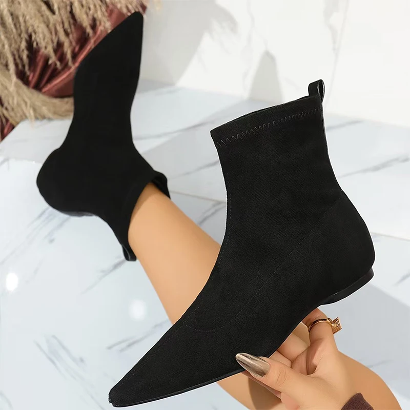 

Pointed Toe Women Ankle Boots Flats Shoes Fashion Chelsea Boots 2025 Winter Sexy Short Boots Casual Walking Suede Shoes Mujer