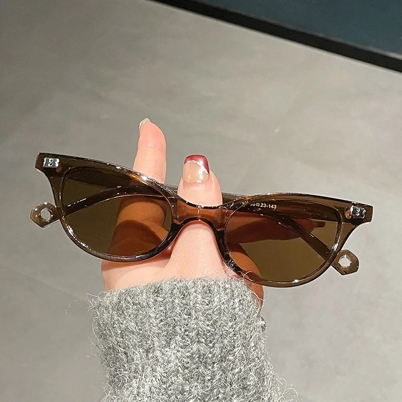 Vintage Cat Eye Sonnenbrille Frauen Quadratische Kleine Rahmen Sonnenbrille Weibliche Retro Shades Mode Kleine mit Metall Scharnier