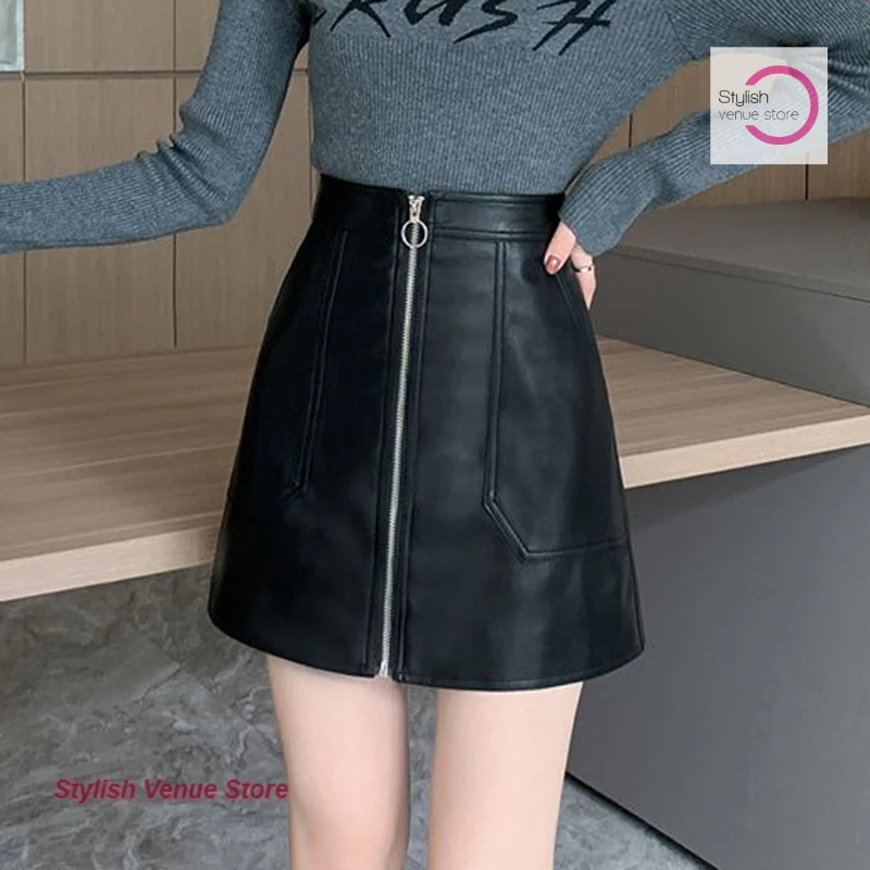 

Korean style fashion zipper PU small leather skirt female spring and autumn black high waist slim matte casual A-word skirt.