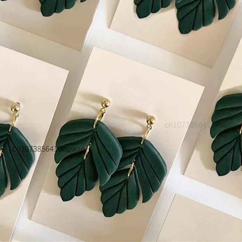 2PCS Creative Leaf Earring Polymer Clay Molds Plant Leaves Design Soft Pottery Cutting Jewelry Pendant DIY Modeling Cutter Tools