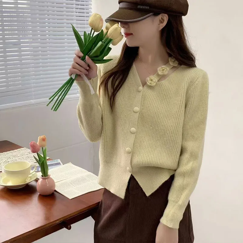 

Женская одежда, повседневные свитера с цветочным принтом, осень/зима, вязаный темпераментный кардиган с длинными рукавами, женский универсальный однотонный верх с v-образным вырезом