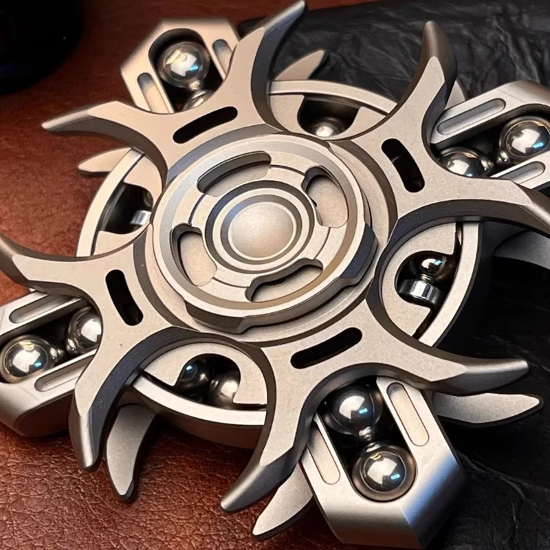 Oracle Diapason Gyro Fidget Spinner Suono nitido Collegamento bifacciale Giocattolo antistress Decompressione in metallo Giocattolo giroscopico con punta delle dita