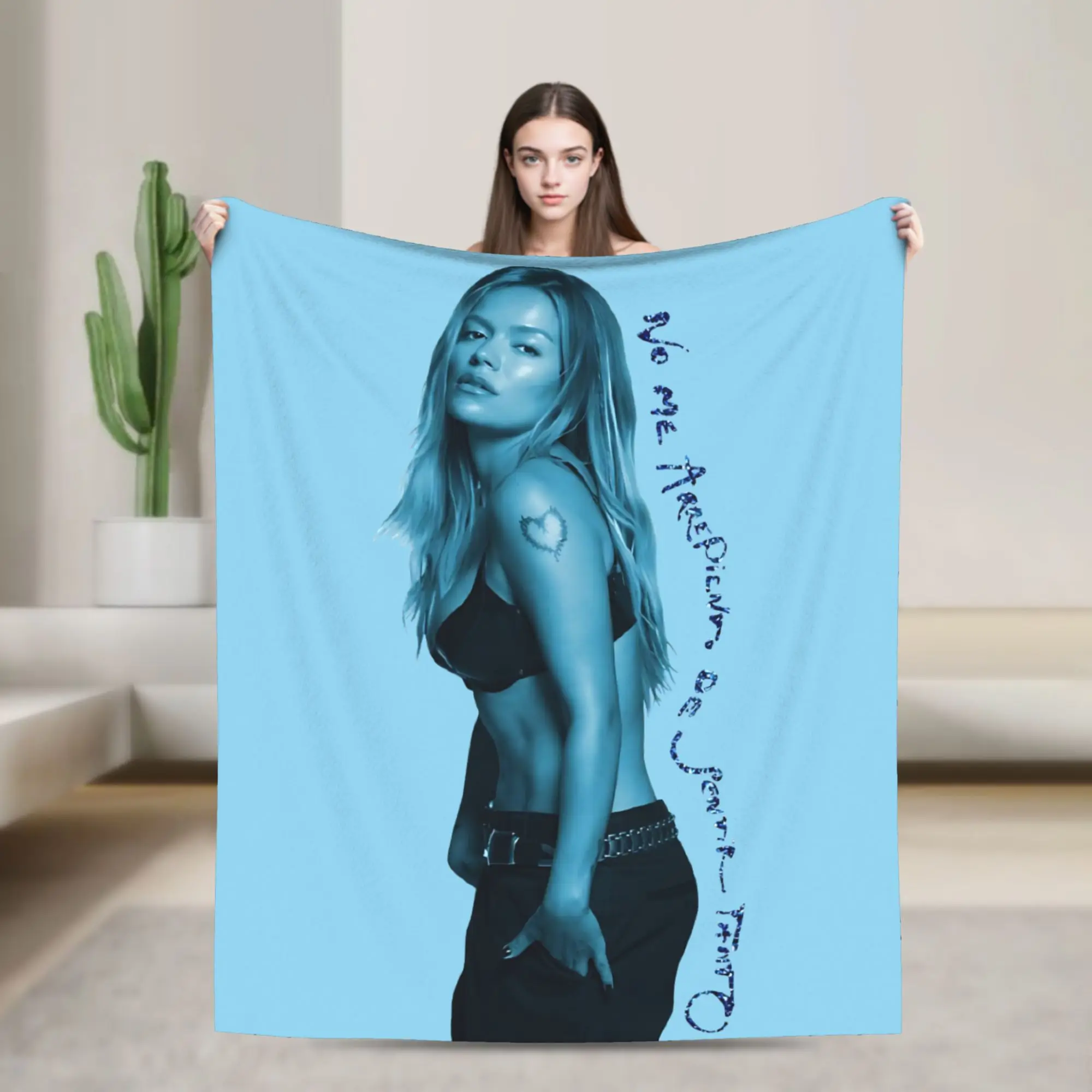 Karol G No Me Arrepiento de Sentir Tanto Knitted Blankets Coral Fleece Plush Throw Blanket for Airplane Travel Bedroom Quilt
