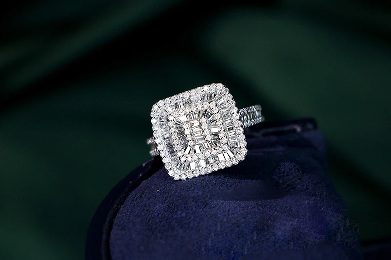 LUOWEND 100% 18K الذهب الأبيض خواتم موضة شكل مربع 0.85 قيراط خاتم الماس الطبيعي الحقيقي للنساء مجوهرات الزفاف العالية