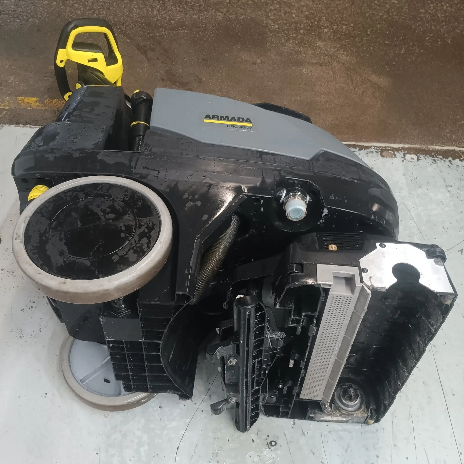 Karcher Armada BRC 40/22 C Compacte tapijtafzuiger