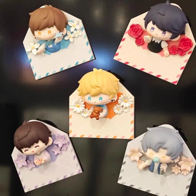 

Genuine Mr Love Queen'S Choice Mystery Box Cute Character Figurine 3d Magnetic Desktop Ornament Refrigerator Sticker Gift Toys