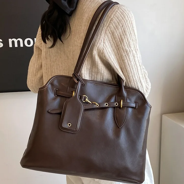 

2024 Hot Selling New Large Capacity Retro Bag Female Autumn and Winter All-in-one Commute Bag Leisure This Year Popular Tote Bag